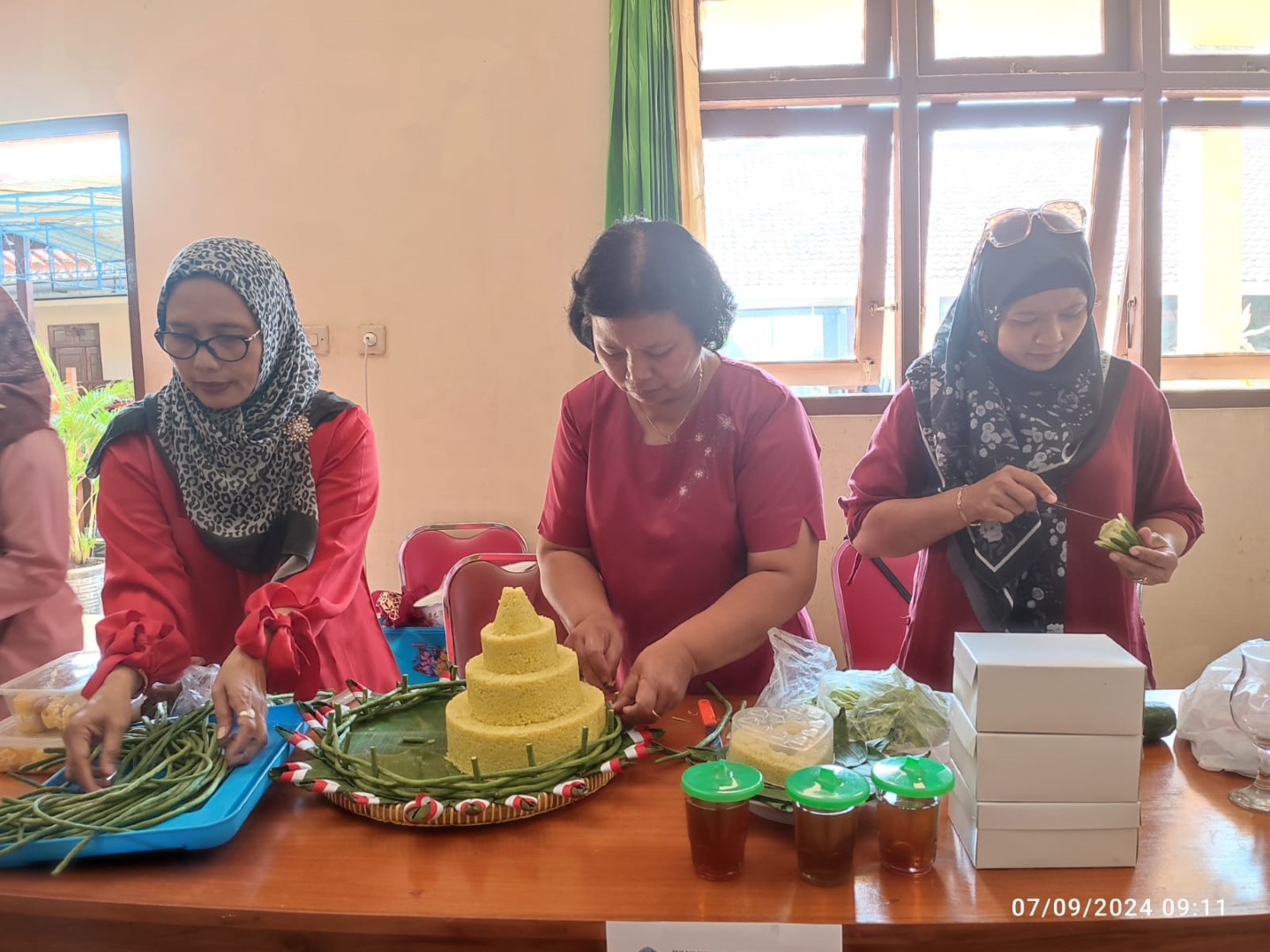 Kreativitas Membawa Padukuhan Gubug Raih Juara 3 Lomba Tumpeng di Argosari